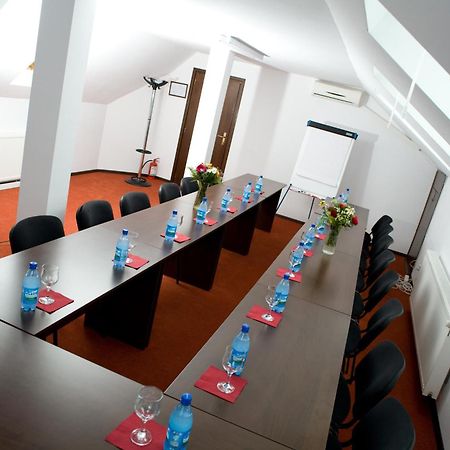 Rubin Hotel Sibiu Buitenkant foto