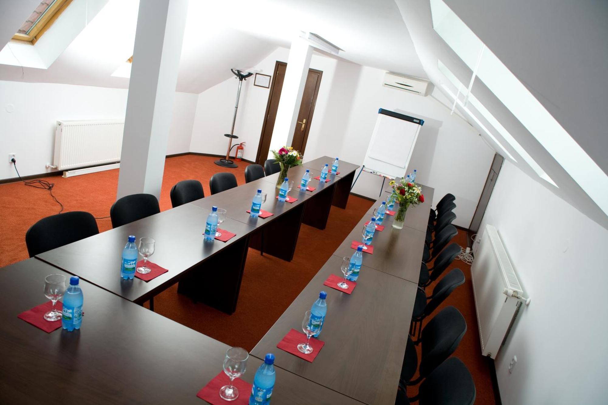 Rubin Hotel Sibiu Buitenkant foto